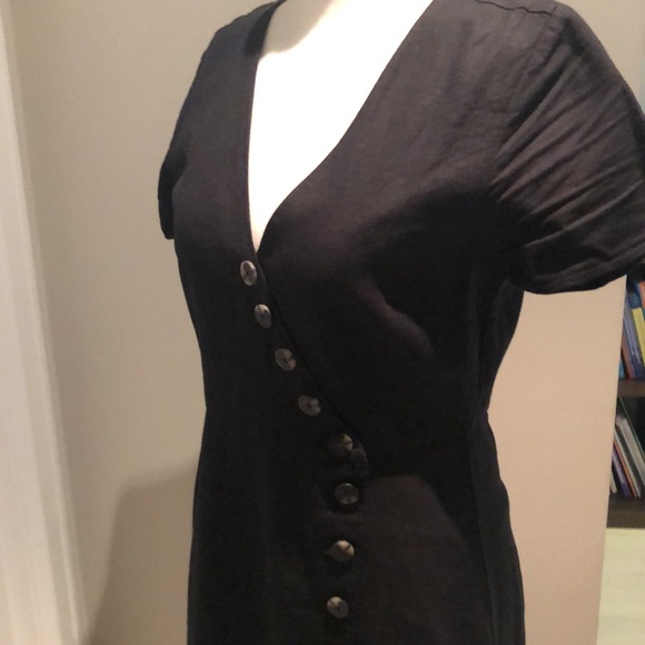Madewell linen-blend button wrap midi dress - Picture 7 of 9